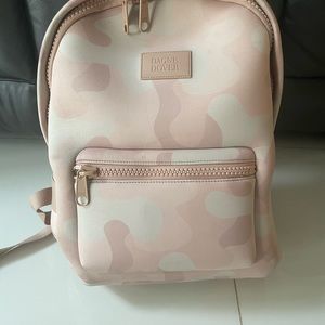 Danger dover dusk pink camo medium size backpack
